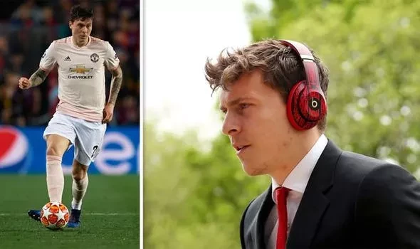 United 'reject Barcelona approach for Lindelof' - Bóng Đá