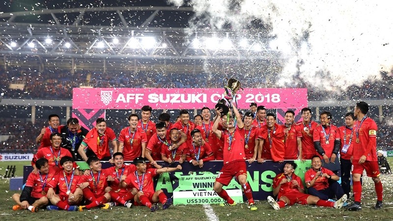 Hợp đồng của thầy Park và nỗi lo mang tên V-League - Bóng Đá