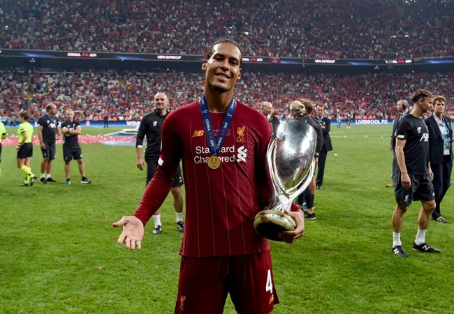 Virgil van Dijk agrees new Liverpool contract - Bóng Đá