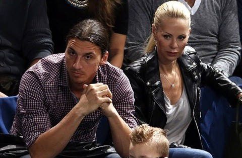 Vợ Ibrahimovic 50 tuổi, có tài sản hơn trăm triệu USD - Bóng Đá