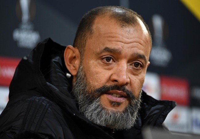 'People are dead and dying' - Wolves boss slams 'absurd' decision to continue playing - Bóng Đá