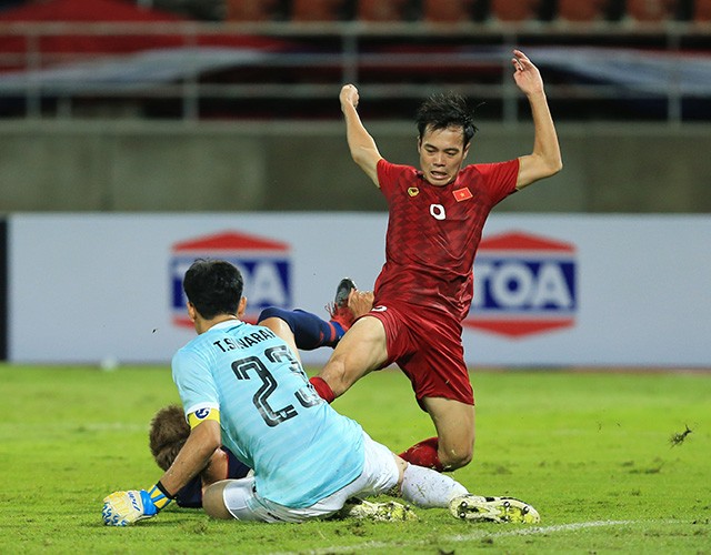 Văn Toàn nói gì sau tình xuống không thể xé lưới Thái Lan? - Bóng Đá