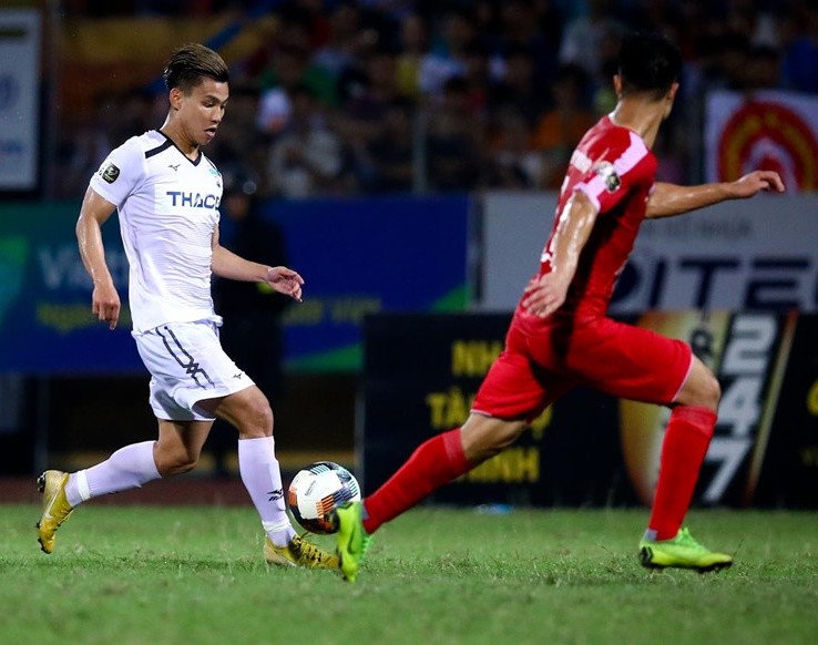 Thấy gì từ việc HLV Lee Tae Hoon thử nghiệm Vũ Văn Thanh trong vai trò mới? - Bóng Đá