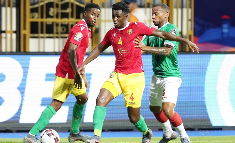 Amadou Diawara: Thần tượng Yaya Toure, số phận như Kante - Bóng Đá