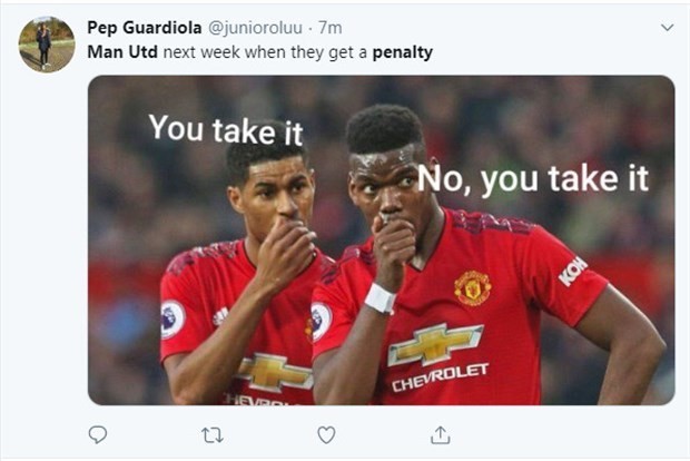 CĐV yêu cầu sao Man Utd 