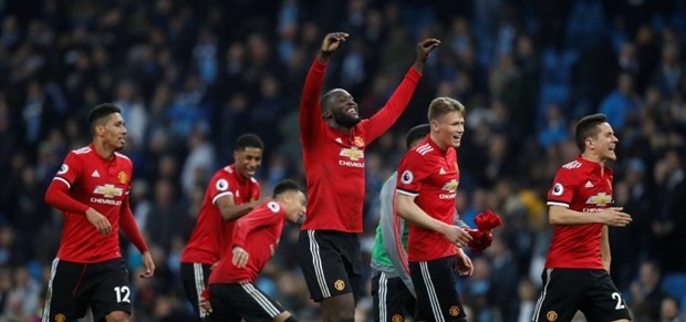 CĐV Man Utd hả hê với 