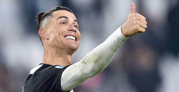 Ronaldo làm điều khó tin giữa đại dịch Corona, NHM nói gì? - Bóng Đá