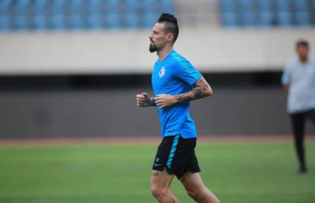 Mong Liverpool vô địch, Rooney có bị 