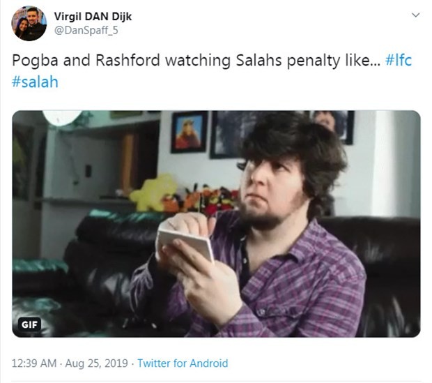 CĐV yêu cầu sao Man Utd 