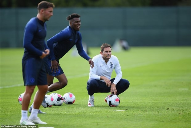 Lampard làm gì trong buổi tập đầu tiên nắm quyền tại Chelsea? - Bóng Đá