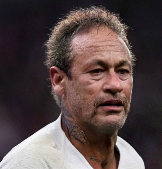 Bộ ảnh Ronaldo, Messi,... khi già làm điên đảo CĐM - Bóng Đá