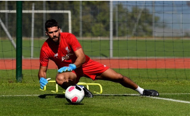 Hàng loạt trụ cột trở lại giúp Liverpool vượt bão - Bóng Đá