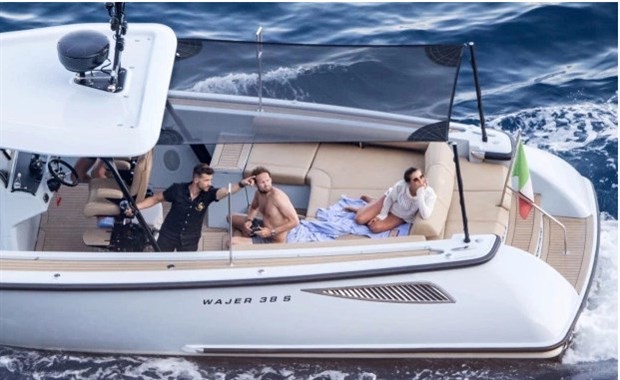 Những chiếc du thuyền đắt nhất được làng túc cầu trọng dụng mùa hè này - Bóng Đá