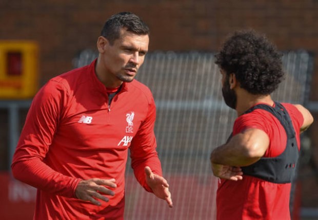 Không được ra sân, đây là thái độ của 