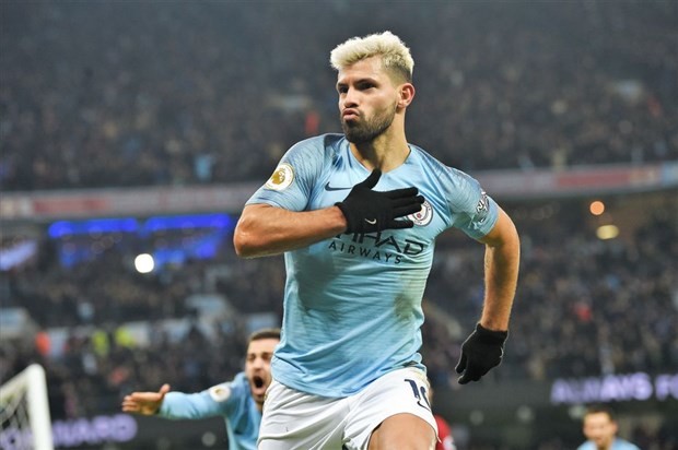 NHM nghẹn ngào trước nước mặt của Mourinho - Bóng Đá