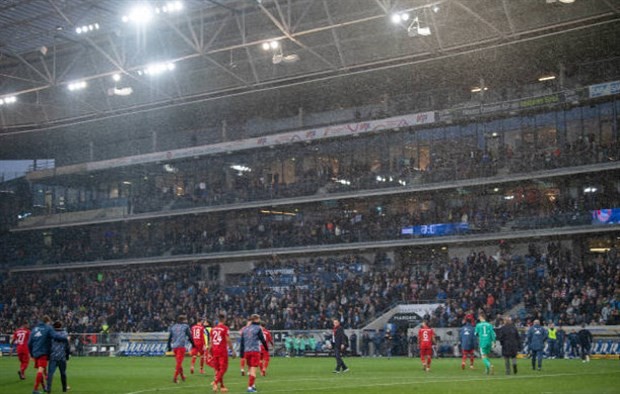 Không có Lewandowski, Bayern vẫn chơi 