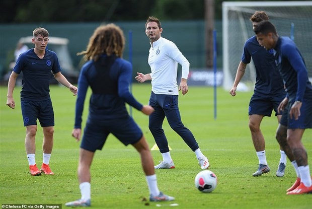 Lampard làm gì trong buổi tập đầu tiên nắm quyền tại Chelsea? - Bóng Đá