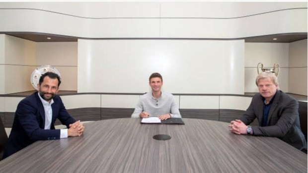 Gia hạn, sao Bayern vẫn tuân thủ 