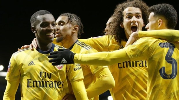 Chấn thương rợn người của sao Arsenal tại FA Cup - Bóng Đá