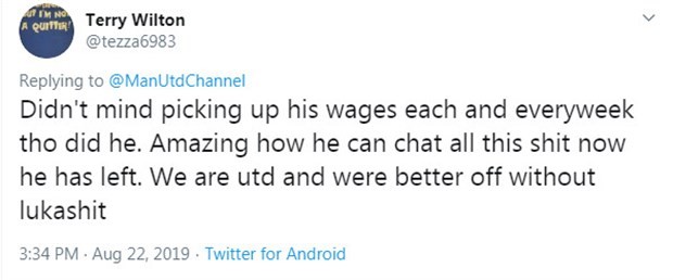 CĐV đáp trả màn 