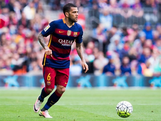 Dani Alves - Vua danh hiệu, nhưng tiếc rằng... - Bóng Đá