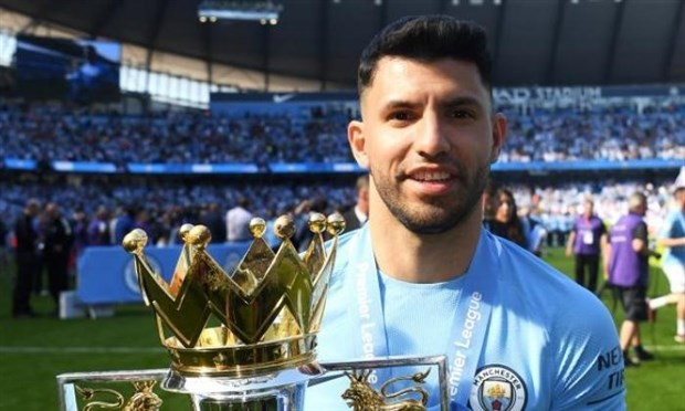 NHM nghẹn ngào trước nước mặt của Mourinho - Bóng Đá