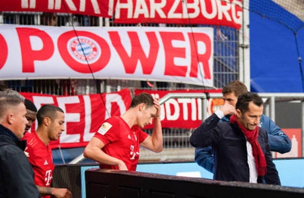 Không có Lewandowski, Bayern vẫn chơi 