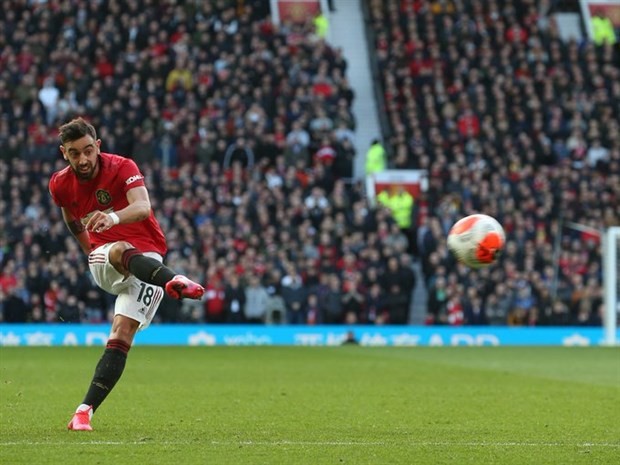 Hơn người vẫn không thắng, CĐV Man Utd đòi sa thải Solskjaer - Bóng Đá