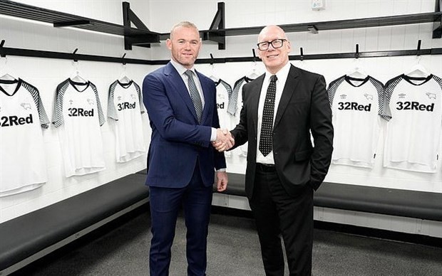 CĐV Man Utd đồng lòng hóng ngày về của 