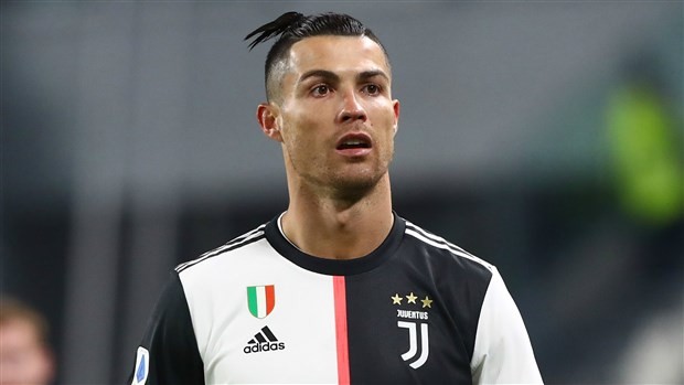 Ronaldo làm điều khó tin giữa đại dịch Corona, NHM nói gì? - Bóng Đá
