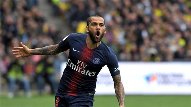 Dani Alves - Vua danh hiệu, nhưng tiếc rằng... - Bóng Đá