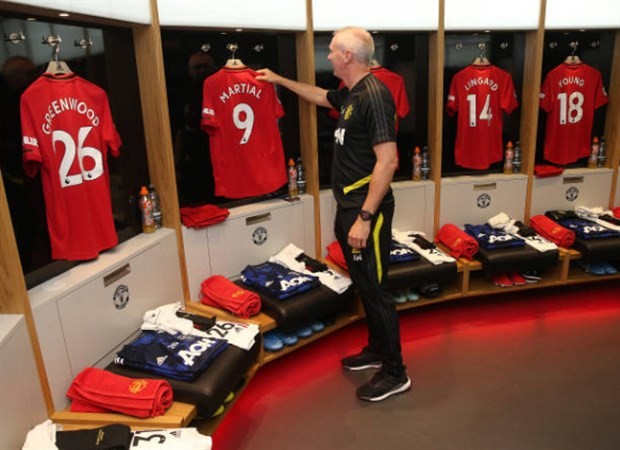 Lampard hùng hồ dẫn Chelsea tiến đánh Old Trafford - Bóng Đá