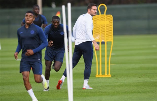 Lampard làm gì trong buổi tập đầu tiên nắm quyền tại Chelsea? - Bóng Đá