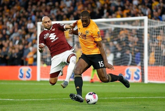 Players with highest percentage of duels won - Bóng Đá