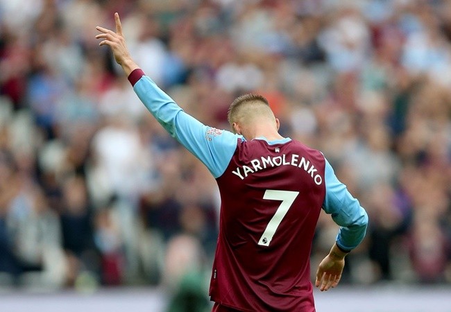 'Cậu ấy thuộc top tiền vệ phải xuất sắc nhất Ngoại hạng Anh' - Bóng Đá