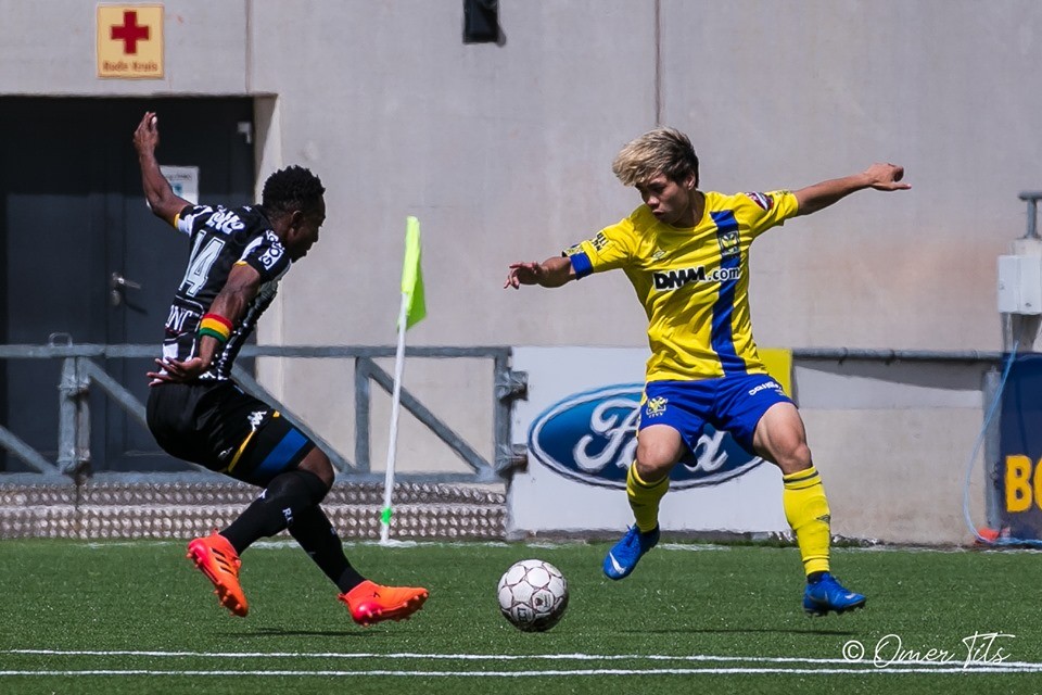 Công Phượng có pha kiến tạo trong ngày Sint-Truiden thất bại trong trận giao hữu - Bóng Đá