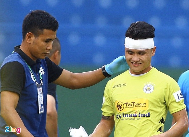 Quang Hải đổ máu, Hà Nội FC giành chiến thắng nhọc trước Bình Dương - Bóng Đá