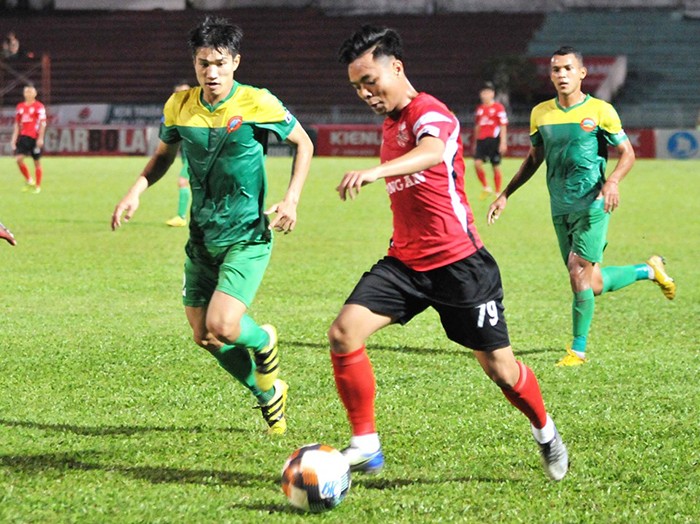 Long An vs Bình Phước - Bóng Đá