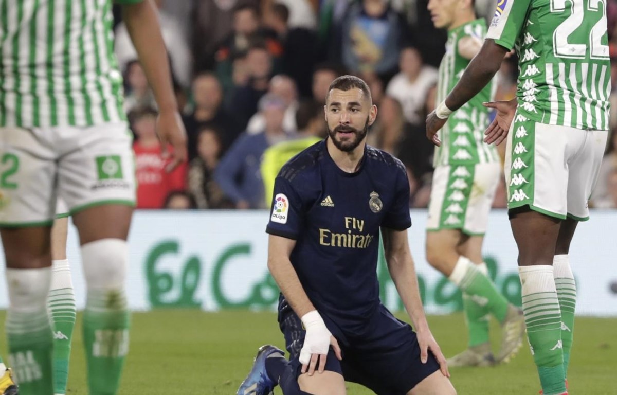 The risk associated with leaving out Valverde - Bóng Đá