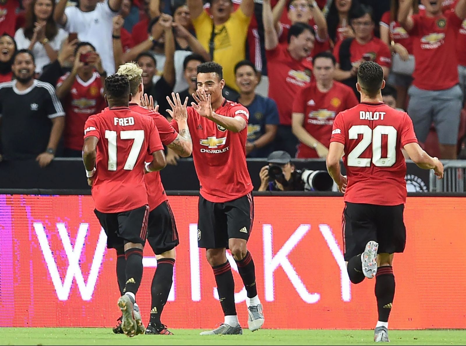 [Fred] Greenwood ghi bàn nhưng Man Utd có một 