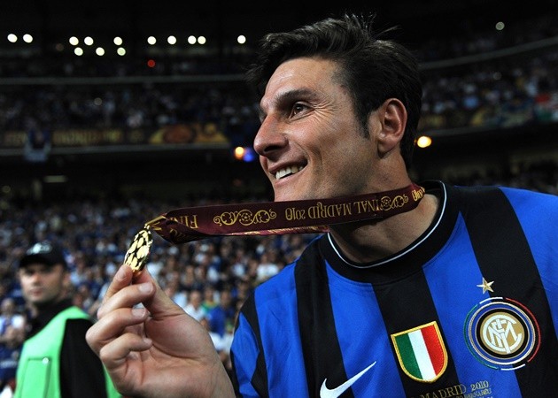 Từ Kaka đến Ronaldo: Đội hình kết hợp huyền thoại 'chất lừ' của 2 CLB thành Milan  - Bóng Đá