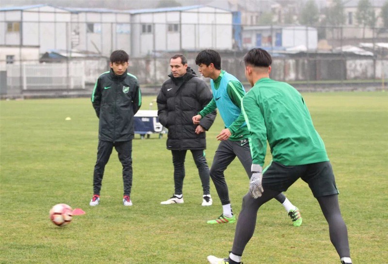 Zhejiang Greentown confirm first corona virus case - Bóng Đá