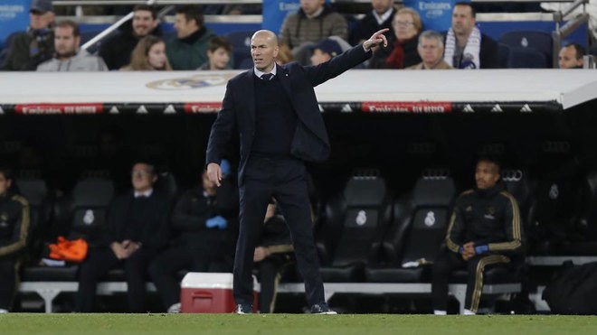 Zidane: I don't think Marcelo makes Real Madrid weaker defensively - Bóng Đá