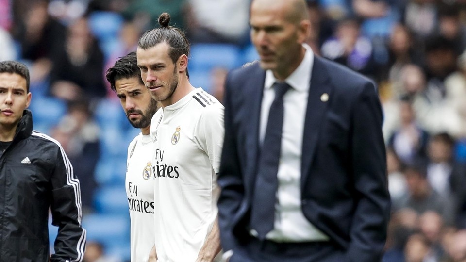 Zinedine Zidane: Tức nước vỡ bờ - Bóng Đá