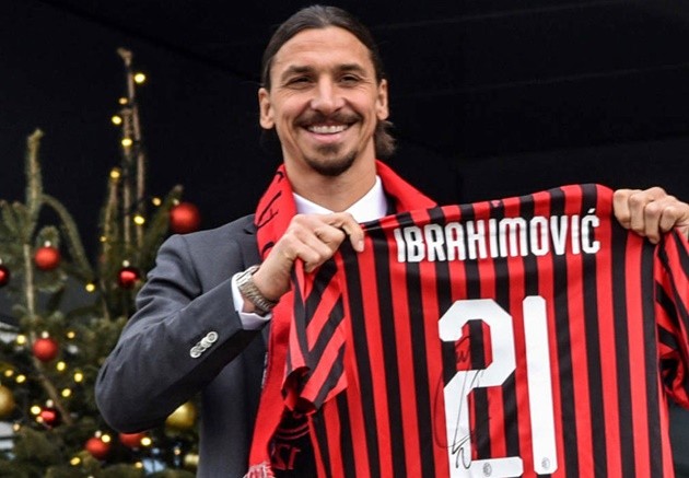 Tượng Ibra bị đập nát  - Bóng Đá