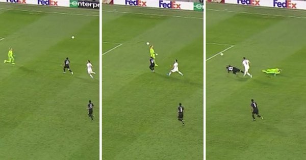 On-loan Liverpool goalkeeper Loris Karius produces calamitous error for Besiktas in Europa League - Bóng Đá