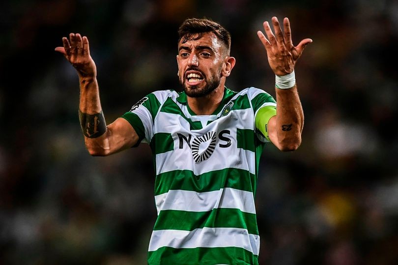 Manchester United '£10m short in Bruno Fernandes bid' - Bóng Đá