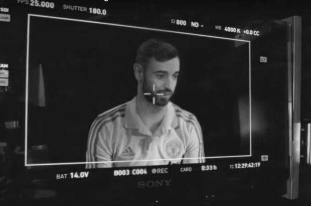 Lộ tấm ảnh về Ighalo - Man Utd khiến dân tình 