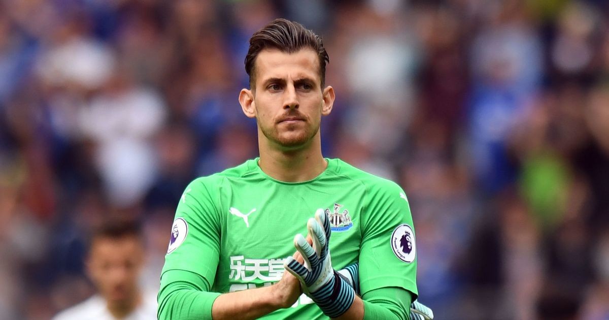 Đây! 12 cầu thủ đá trọn từng phút tại Premier League 2018/19 - Bóng Đá