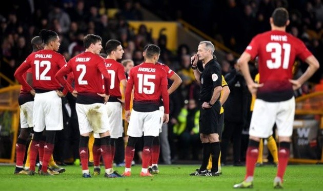 Old Trafford giống 